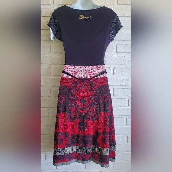 NWT Desigual Myrcella Short Sleeve Lace Dress Red, Black Size Medium - Picture 8 of 12